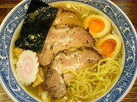 「特製中華そば」@中華そば 青葉 飯田橋店の写真