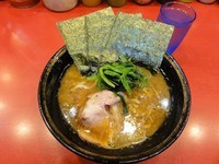 「ラーメン　650円　麺硬め」@家系総本山 ラーメン吉村家の写真