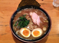 「ラーメン 味付玉子」@渋谷らーめん友喜の写真