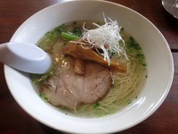 「しおラーメン ６００円」@らーめん中華 澳の写真