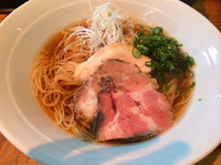 「清湯豚汁スペイン産イベリコ豚チャーシュー麺1188円」@らーめん芝浜の写真