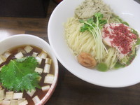 「【限定】南高梅と鰹の冷やしつけ麺（800円）」@麺屋庄太 津久井浜店の写真