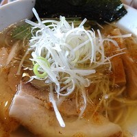 「駿河塩そば　850円」@らぁめん大山 富士本店の写真