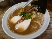 「烏賊干し鶏白湯醤油そば」@新橋 纏の写真