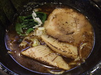 「黒琥ラーメン　８００円」@麺屋 黒琥〜KUROKO〜 東神奈川店の写真