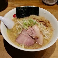 「野方ホープラーメン」@野方ホープ 目黒店の写真