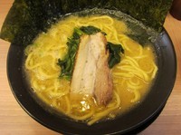 「豚骨醤油のり（７８０円）」@横浜家系ラーメン花崎家の写真