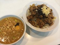 「味ぶたそば（ねりごま＋生卵）」@龍神の写真