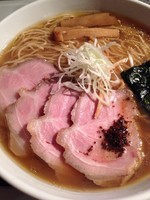 「醤油 煮豚そば大盛」@SOBAHOUSE金色不如帰の写真