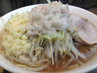 「ラーメン (大) 750円」@ジャンクガレッジ プレナ幕張店の写真