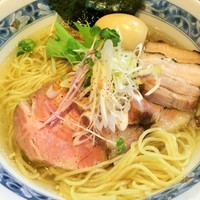 「豊穣清湯特製塩ラーメン950円」@麺処 夏海の写真