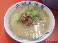 「ラーメン（かた）」@元祖 長浜屋の写真