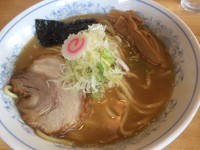 「らーめん（大盛り）」@大勝軒 ○秀 富士宮店（2号店）の写真