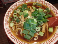 「中華そば小盛＋白ごはん(630円)」@麺屋7.5Hz 新橋店の写真