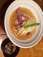 「限定　冷やしラーメン　Ｗコンソメ（９００円）」@はりけんラーメンの写真
