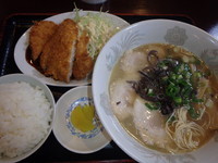 「とんこつらーめん(540円)(硬め)替玉(110円)(硬め)」@ラーメン大将の写真