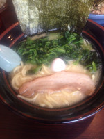 「濃厚豚骨塩らーめん+ほうれん草+チャーシュー丼」@横濱家系ラーメン 吟家 新小岩店の写真