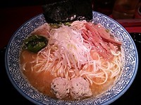 「濃厚魚介らーめん」@麺屋 一燈 ラゾーナ川崎店の写真