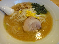 「みそらーめん・あぶら多め」@らーめんともや 藤岡西店の写真