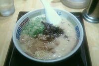 「ラーメン（３９０円）＋替え玉（１１０円）」@豚骨らーめん 福の軒 秋葉原店の写真