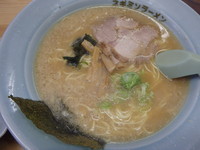 「ラーメン(中)(450円)チャーハン(350円)」@ラーメンショップ なまず峠店の写真