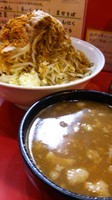 「つけ麺（全マシ、タマネギ）＋味玉」@麺屋 桐龍の写真