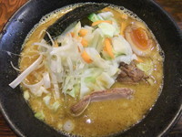 「カレーらうめん（880円）」@らうめん しんかの写真