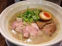 「塩ラーメン」@らららのらーめん 一豚力 堺東店の写真