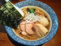 「特製香味鶏だし(醤油)」@麺処 ほん田の写真