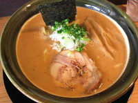 「とりまみれらーめん＋激辛」@らーめん タンポポの写真