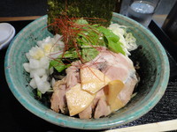 「【季節限定】まぜそばブラック」@麺処ほおずきの写真