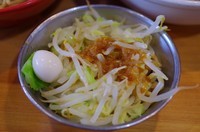 「冷やし中毒200円※麺類注文の方のみ」@ラーメン二郎 八王子野猿街道店2の写真