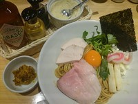 「濃厚卵のまぜＳＯＢＡ ￥800」@Ginza Noodles むぎとオリーブの写真
