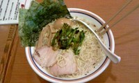 「背脂ニンニクラーメン 450円　大盛　100円」@ラーメン暁（＾＾）の写真