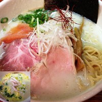 「【限定】冷やし烏骨鶏白湯そば鶏節の香り＋〆のリゾット」@麺や 福一の写真