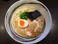 「無化調塩らーめん」@つけめん まぜそば 麺喰の写真