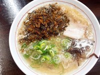 「辛子高菜ラーメン」@西新亭の写真