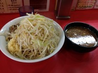 「つけ麺（７８０円）麺量３００ｇ・ヤサイ・ニンニク・シビレ」@麺屋 桐龍の写真