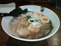 「鶏塩めん」@だいじろうSELECTION コンベンション店の写真