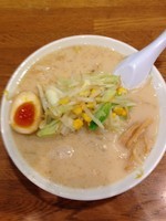 「野菜とんこつらーめん」@三河開化亭 イオンナゴヤドーム前SC店の写真