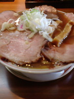 「焼き豚中華そば」@中華そば 弥惣吉の写真