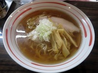 「手打ちラーメン ６５０円」@手打ラーメン 優の写真