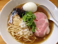 「煮干しソバ　黒　730円」@煮干中華ソバ イチカワの写真