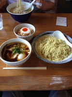 「つけ麺醤油（750円）とミニ鶏塩めし（150円）」@らーめん 三福の写真