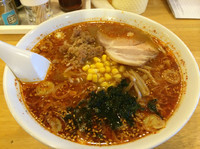 「酸辣麺  700円」@手打ちらーめん 本丸の写真