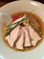 「あさりのらーめん900円＋鶏ちゃーしゅー200円」@らーめん かねかつの写真