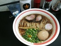 「味玉ラーメン＋麦酒」@自家製麺SHINの写真