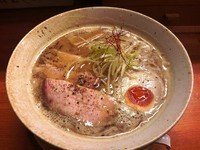 「中々」@麺元素の写真