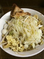 「たま小 ウズラ 野菜、ニンニク少なめ 900円」@蓮爾 さんこま店の写真