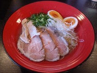 「特製芳醇鶏だし塩らーめん＋和え玉」@つけ麺 SOの写真